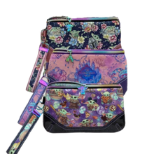 Load image into Gallery viewer, Wristlet Bag
